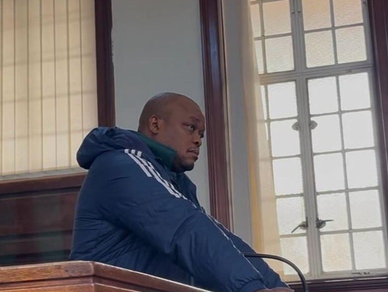 Brown Mogotsi court 2