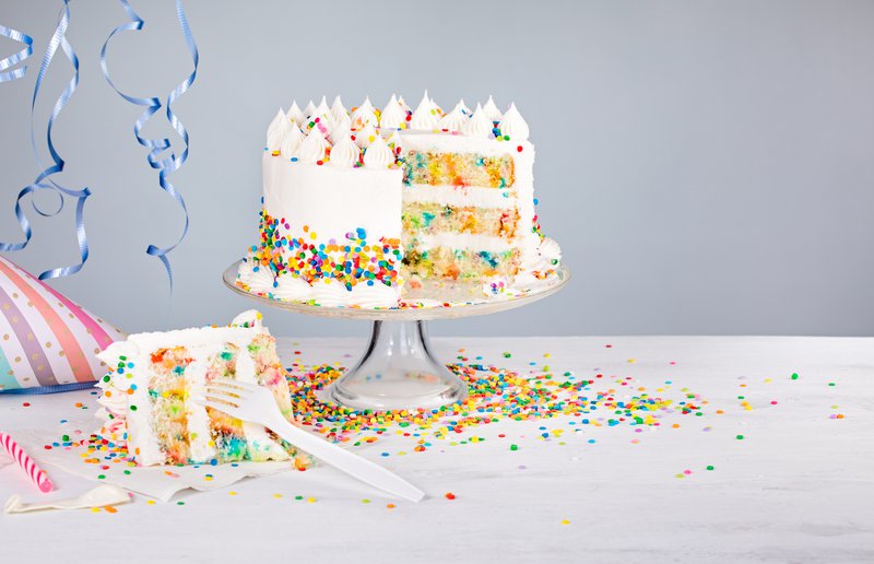 19 Cake Decorating Ideas for Beginners That Look Professional