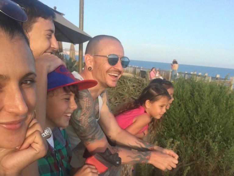 Chester Bennington and family