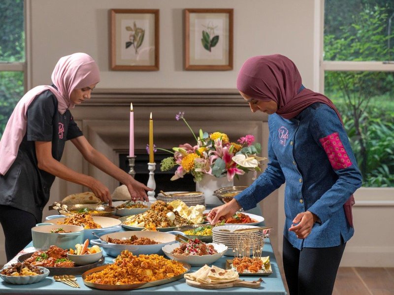 Zainab and Faatimah Paruk, who are both qualified Chefs.