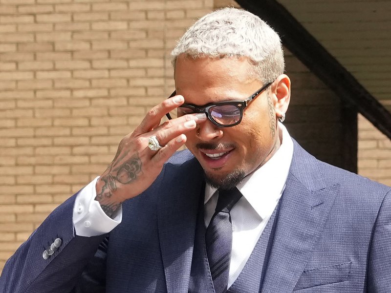 Singer Chris Brown leaves UK court