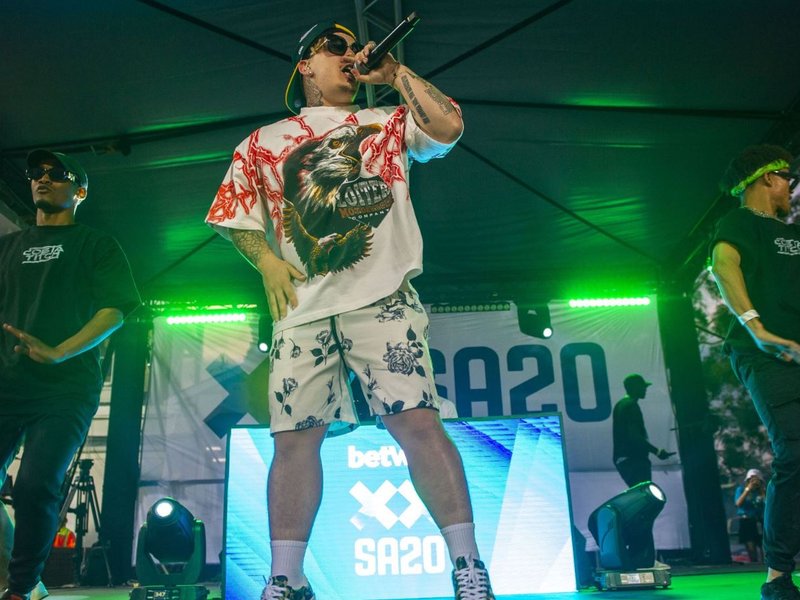 Breakfast with Darren Maule presents- Tributes pour out for SA Rapper Costa Titch.