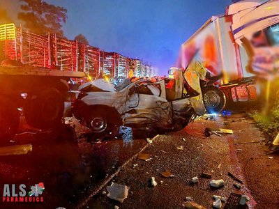 Man killed in horrific multi-vehicle crash on N3 in Durban