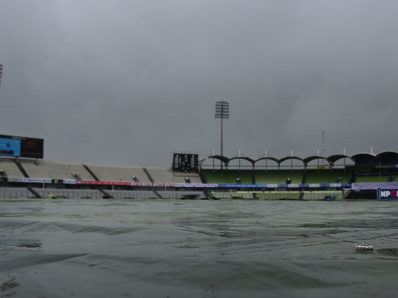 Cricket rain_92au9li.jpg