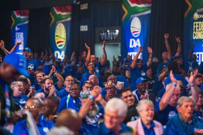 DA leadership battle: Hill-Lewis vs Dyonase for top job