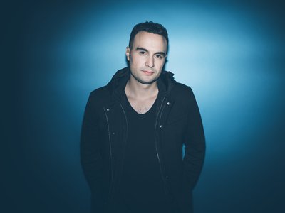 Back from LA, Jesse Clegg drops his single on the Breakfast show - Vimarsana News