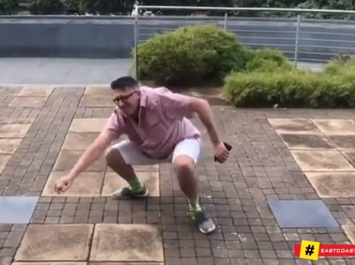 Darren does the vosho