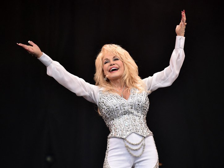 Dolly Parton Dies