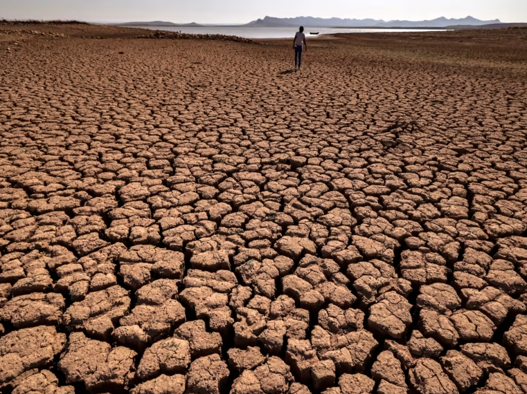 Ecuador to impose blackouts due to severe drought