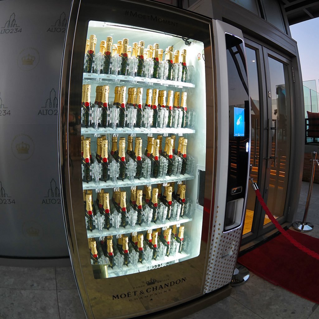 SEE: Africa's highest bar is in SA and it even has a champagne vending machine