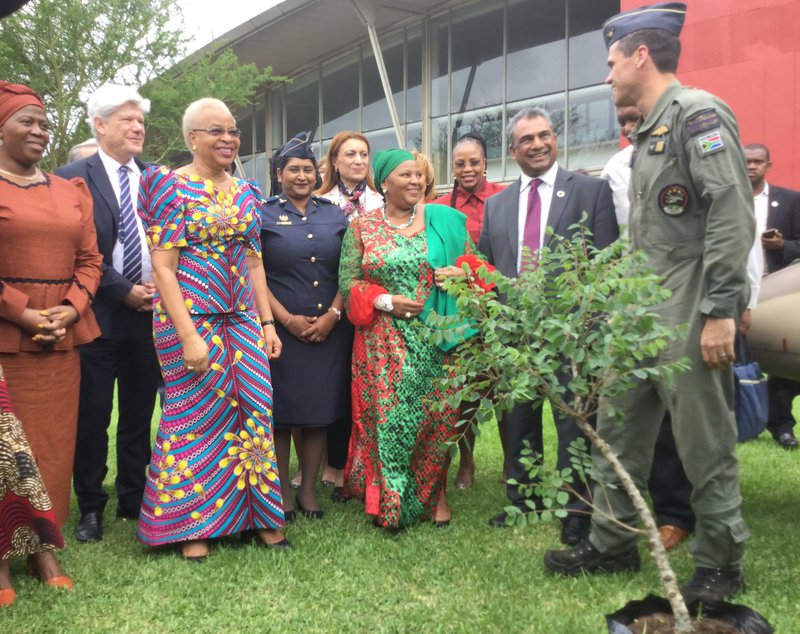 Minister Nosiviwe Marisa-Nqakula alongside Global Peace Chair Graca Machel and international delegates