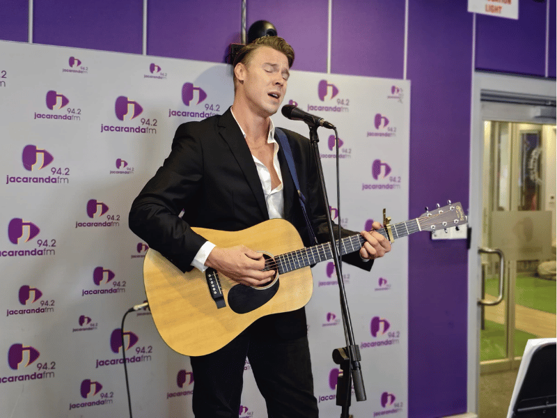 Elandré ends 2024 with 'I Will Always Love You' performance