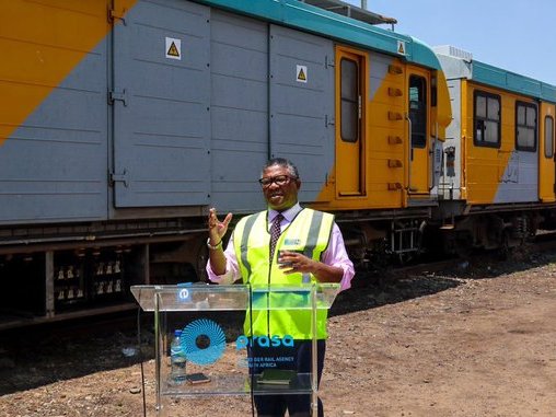 Fikile Mbalula on broken prasa trains