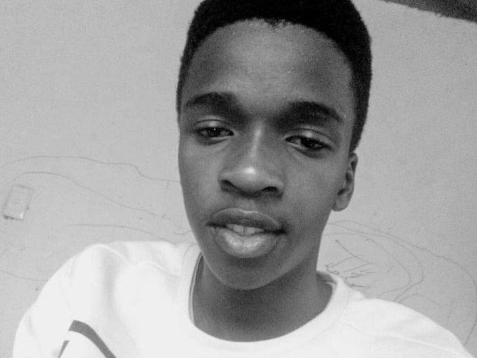 Andile Mbuthu
