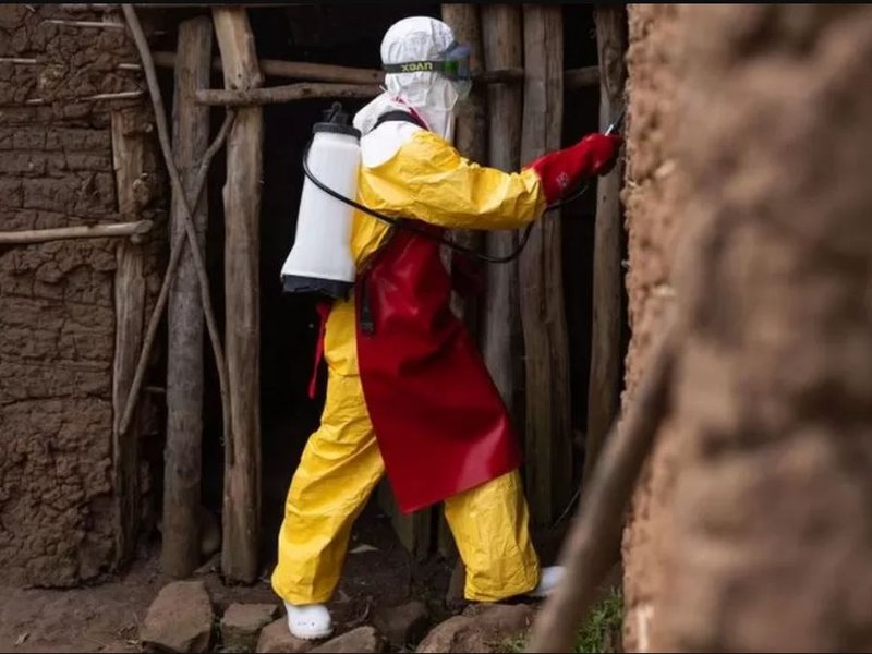 Ebola in Uganda- Three-week lockdown announced for two districts.