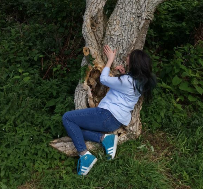 Woman marries tree