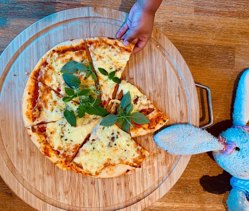 Elana Afrika-Bredenkamp’s Meat-Free Pizza Pie