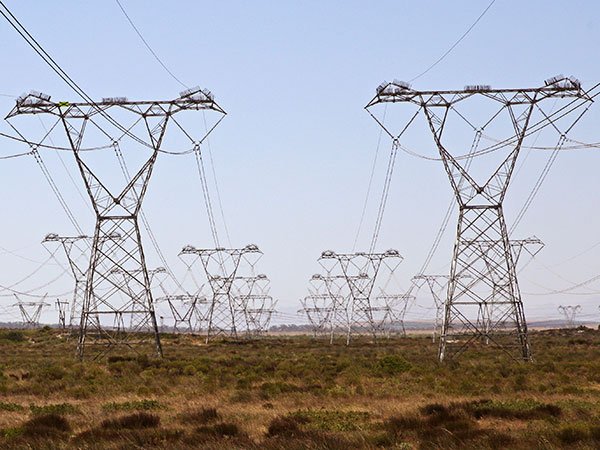 Electricity_pylons_Eskom_Koeberg_-nuclear_power_Gallo_u0h4AeU.jpg