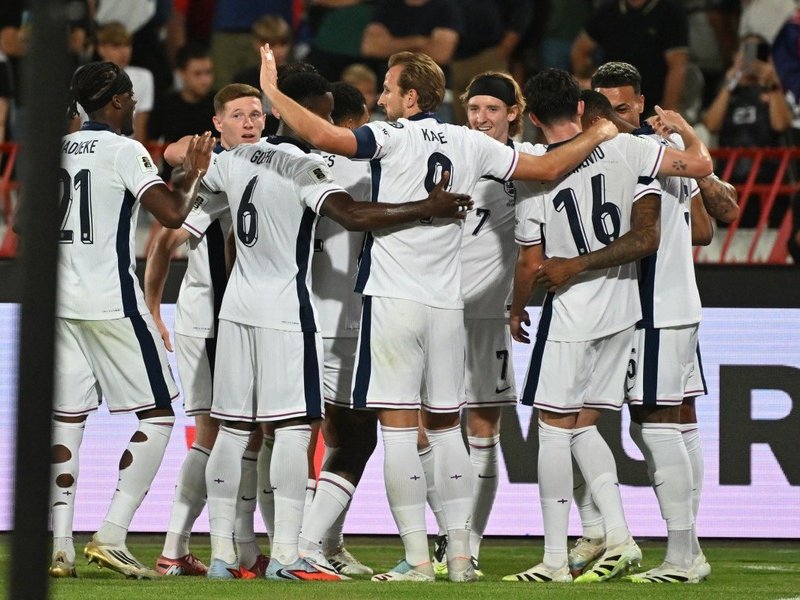 England celebrate in World Cup qualifier