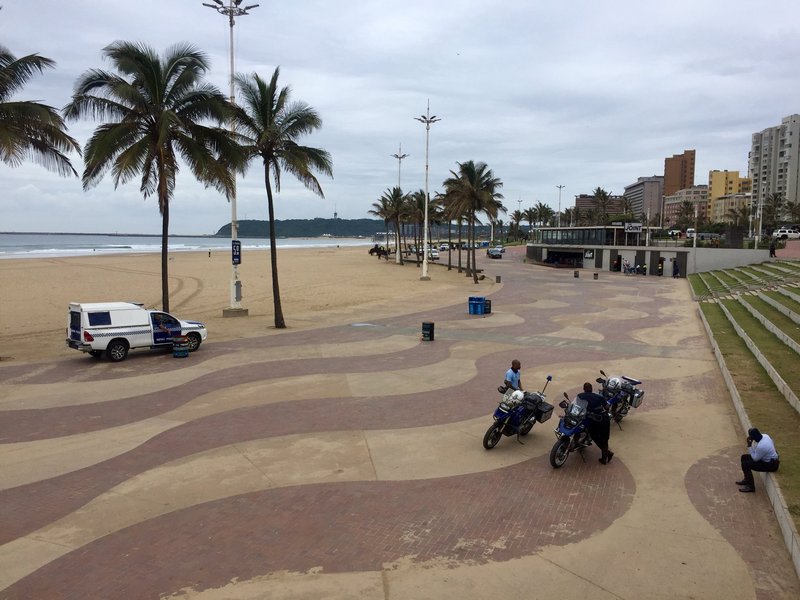 Durban beach - 16 Dec 2020