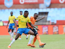 Sundowns continue winning streak against Pirates