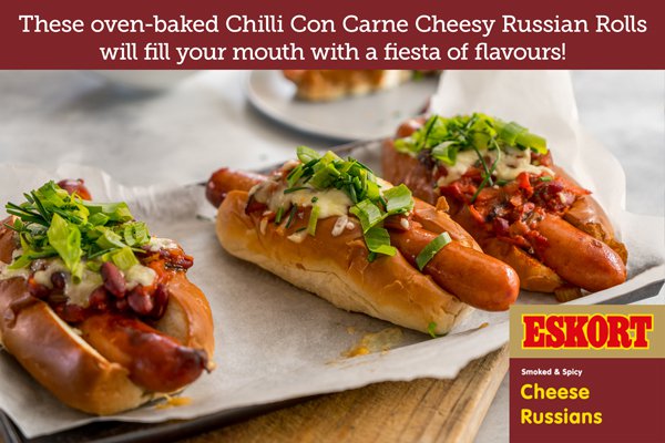 Oven-Baked Cheesy Russian Roll with Chilli Con Carne