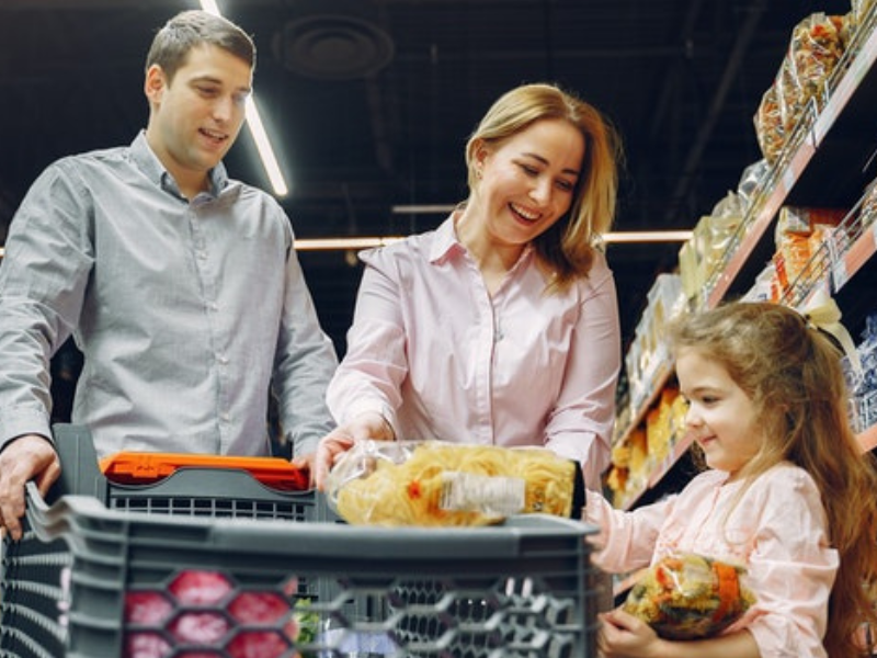 Family doing grocery shopping