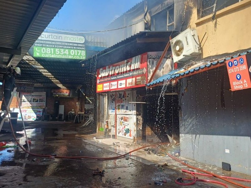 Fire rips through Springfield China Mall in Durban