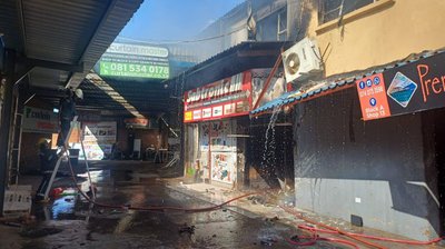 Fire rips through Springfield China Mall in Durban