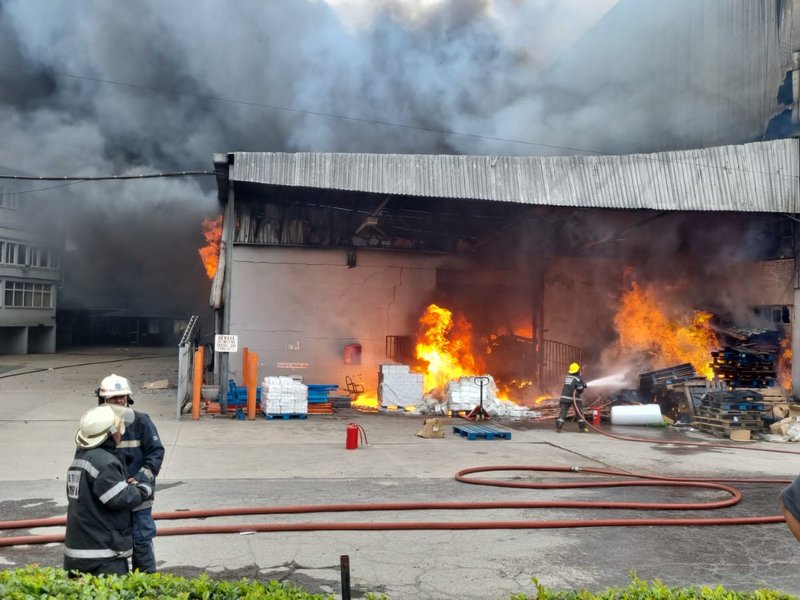 Firefighting continues at Sea Cow Lake warehouse