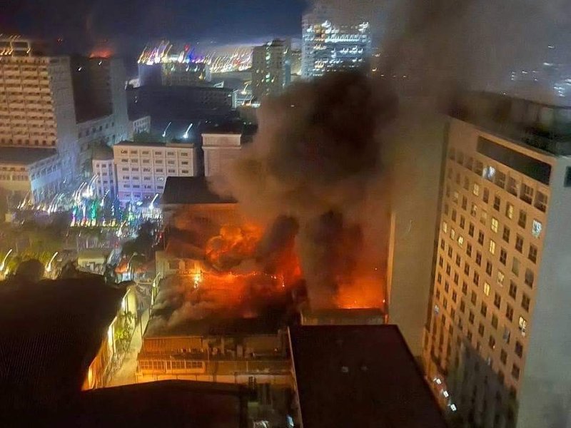 Ten killed, scores injured in huge hotel-casino fire on Cambodian border
