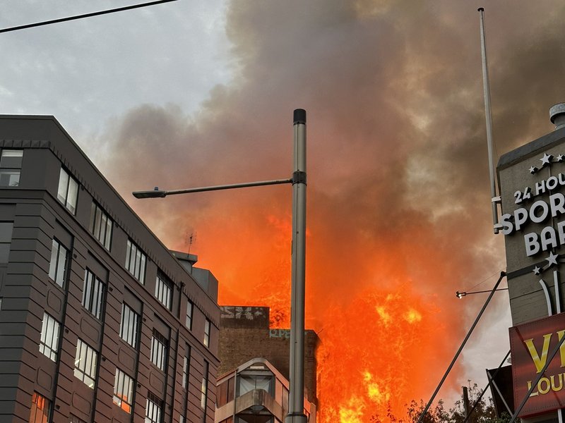 WATCH: Dramatic Sydney blaze consumes seven-storey building