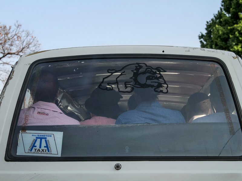 Taxi