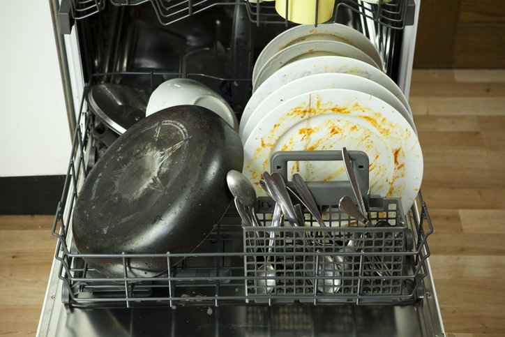 How to load a dishwasher: Scientist's rules puts an end to this debate