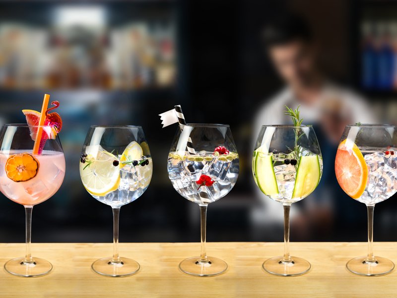 Gin and tonic cocktail