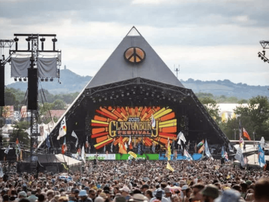 Glastonbury festival tickets sell out in 45 minutes
