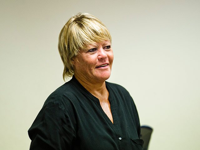Glynnis Breytenback