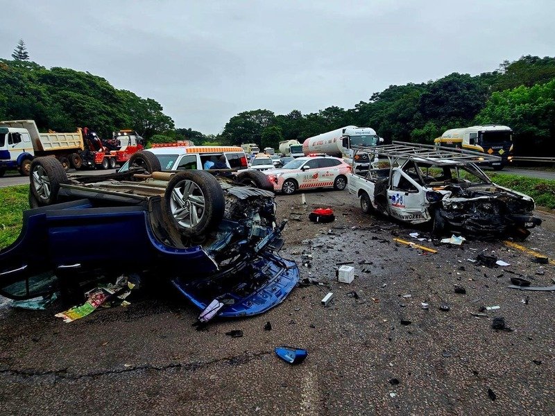 Two hurt in M7 head-on collision
