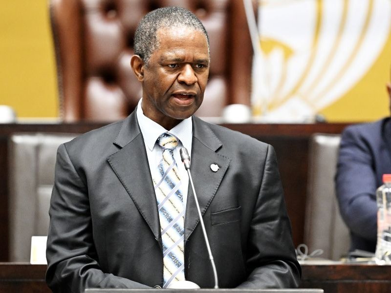 Dr Sibongiseni Dhlomo