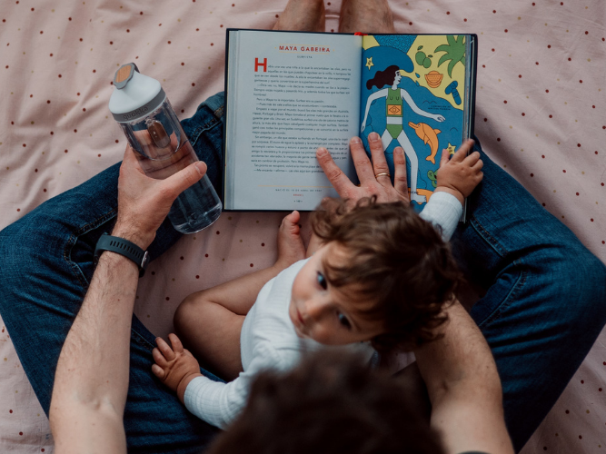 READING WITH CHILD