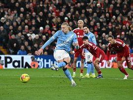 Manchester City striker Erling Haaland scores penalty