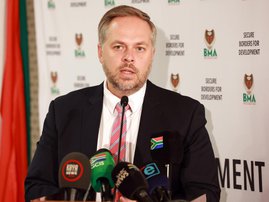 Home Affairs Minister Leon Schreiber