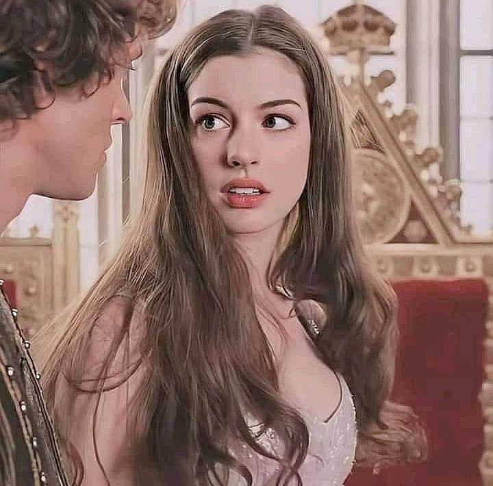 anne hathaway long hair ella enchanted