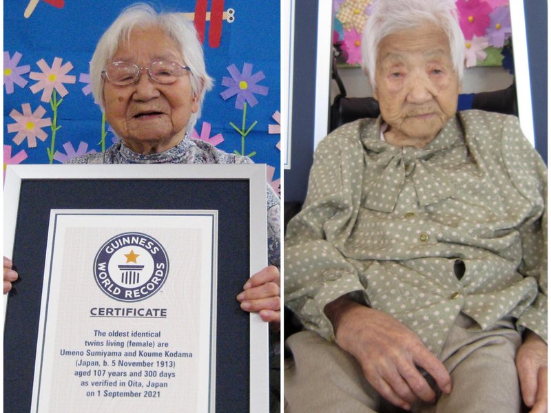 -Two Japanese oldest twins