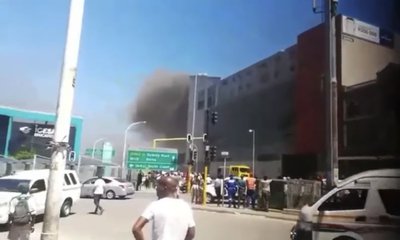 WATCH: Chaos erupts as Durban's China Emporium goes up in flames - Vimarsana News