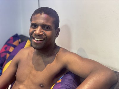 Long-time naturist Vongani Nkuna bares all during interview
