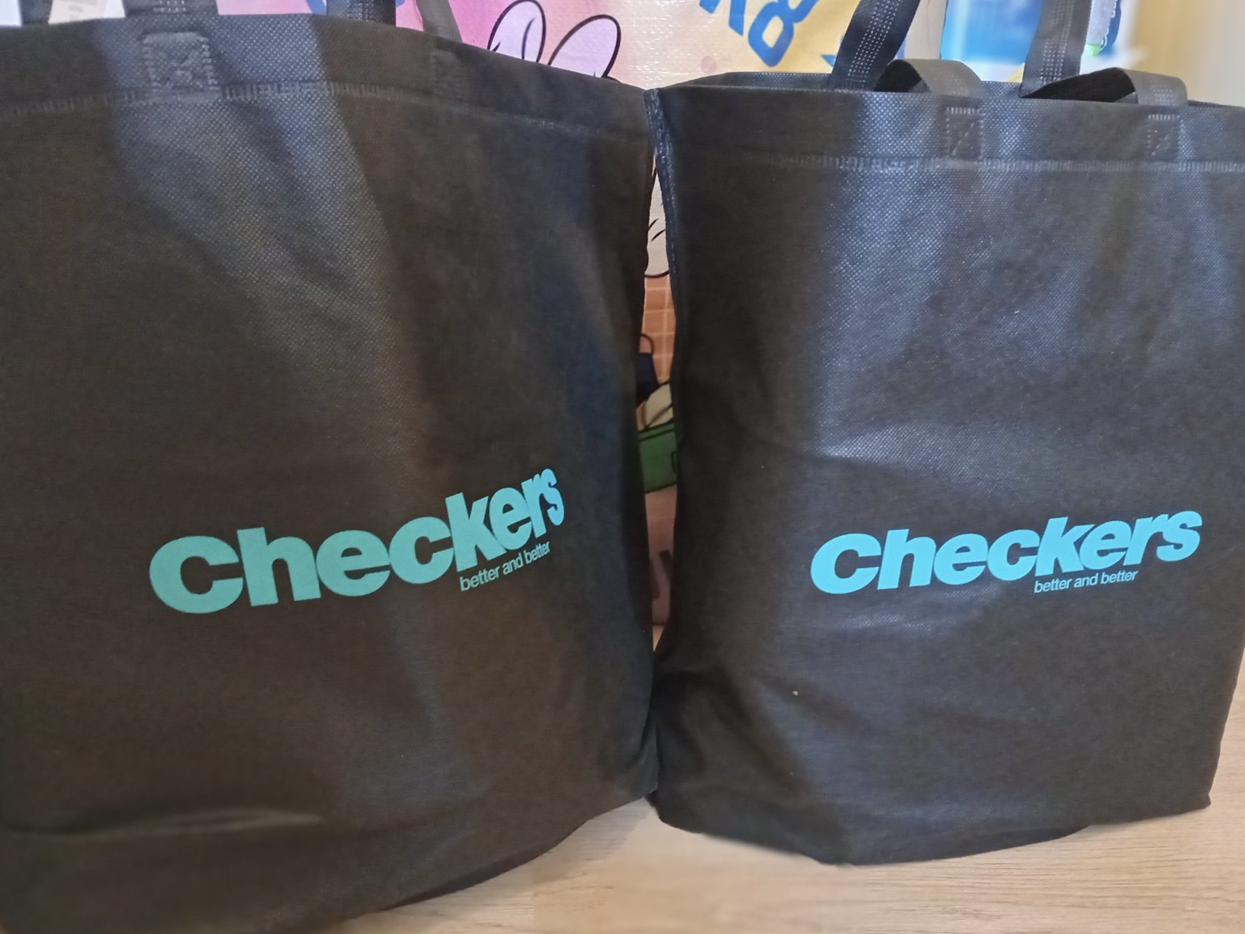 Checkers tote