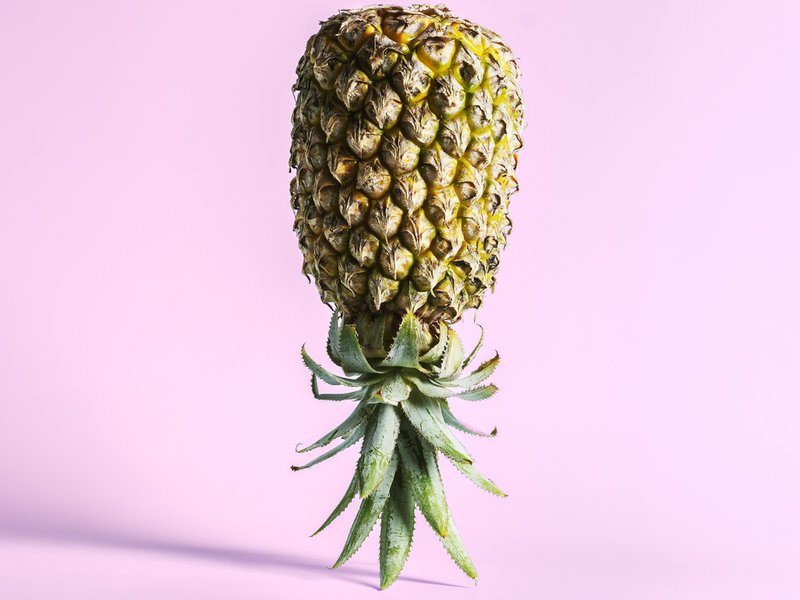 Inverted pineapple stands