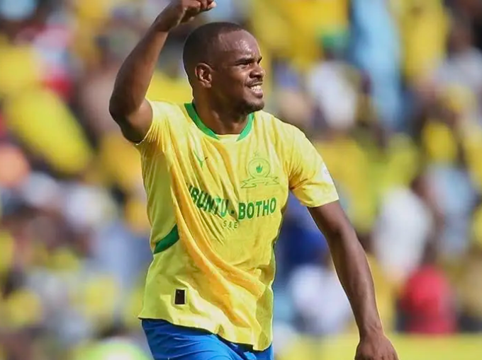 Sundowns player Iqraam Rayners