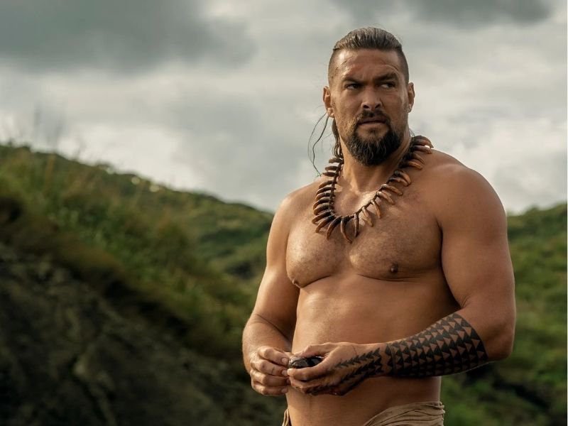 JASON MAMOA WITH BEARD